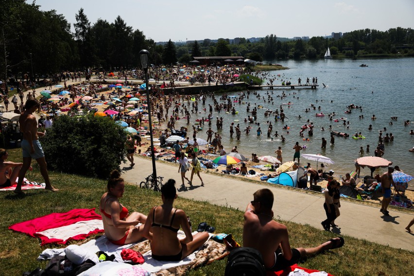 Plażowanie na Bagrach. Chwila wytchnienia od upałów! [GALERIA]