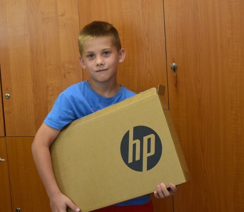 Pierwsze komputery w gminie Słupsk już trafiły do dzieci