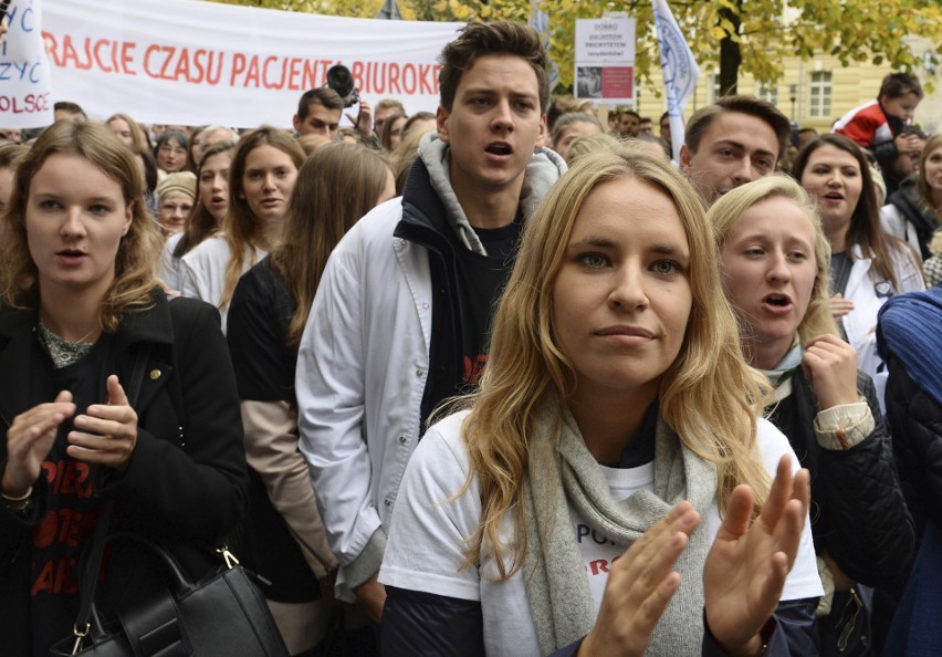 Pikieta lekarzy rezydentów w Warszawie