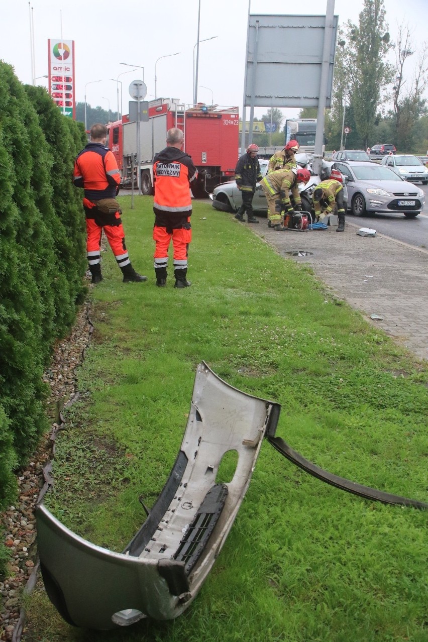 Wrocław. Wypadek na al. Jana III Sobieskiego za centrum