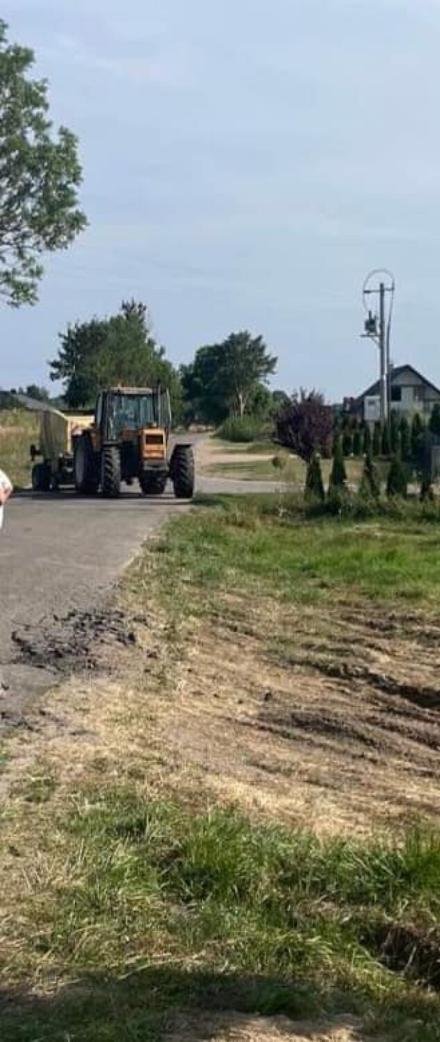 Wolontariusze OTOZ-u pobici pod Borzytuchomiem. Chcieli ratować psy uwiązane w szczerym polu. ZDJĘCIA