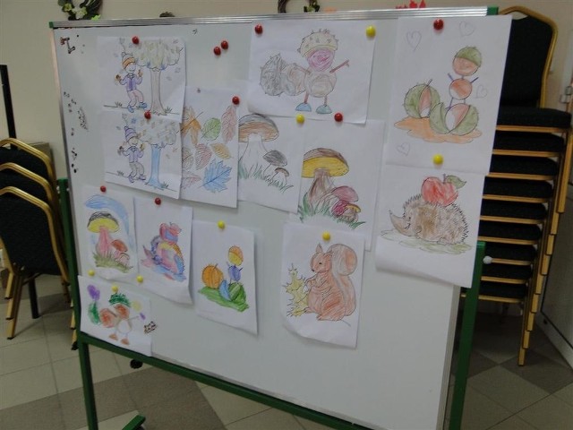 Pięciolatki z samorządowego przedszkola w Radomicach wraz ze swoimi opiekunkami odwiedziły miejscową bibliotekę. >> Najświeższe informacje z regionu, zdjęcia, wideo tylko na www.pomorska.pl 