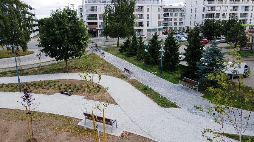 Ukończono kolejny etap prac w parku na os. Konieczki w Ełku. Są nowe fontanny i chodniki