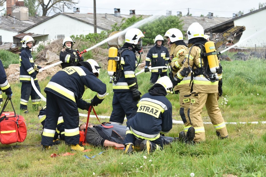 W gminie Kęsowo odbyły się ćwiczenia strażackie. Ratownicy...