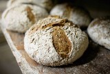 Opowieści o chlebie powszednim, który wciąż budzi w nas emocje