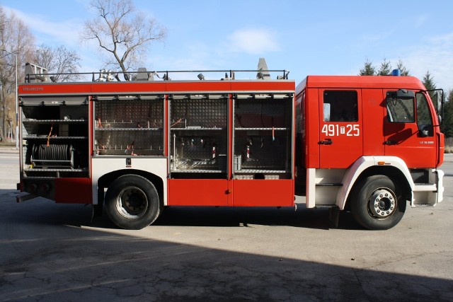 Ciężki wóz strażacki trafił do Pawłowa ze Starachowic. Jest w świetnym stanie technicznym