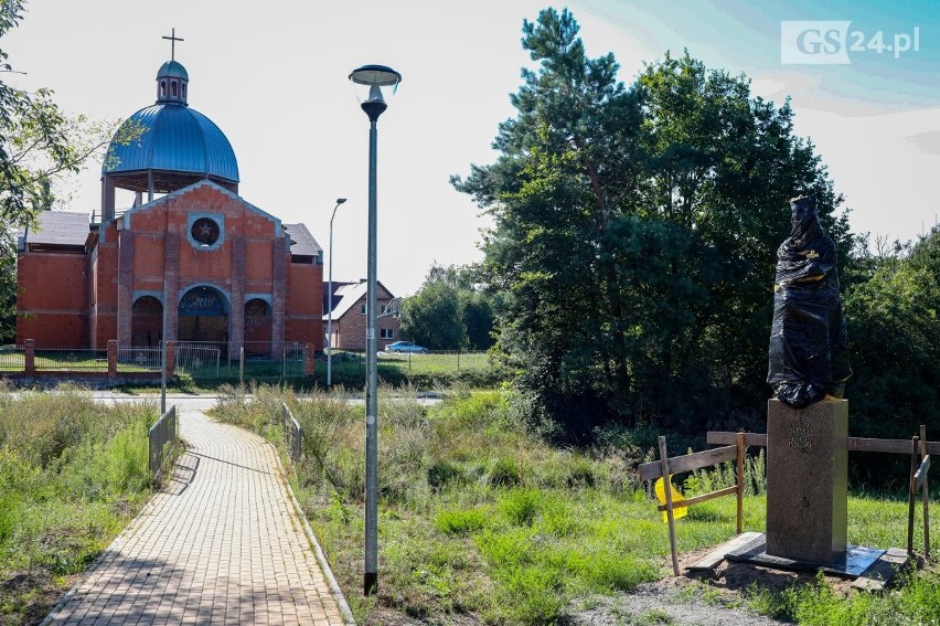 Pomnik św. Jadwigi w Szczecinie już gotowy, ale jeszcze...