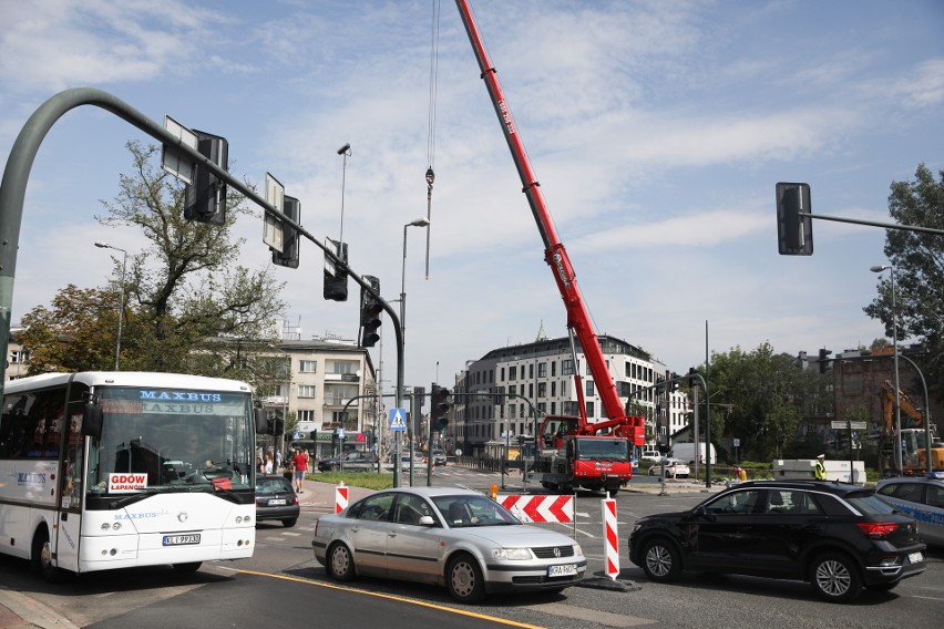 Kraków. Trudny tydzień na rondzie Matecznego. Duże zmiany w organizacji ruchu!