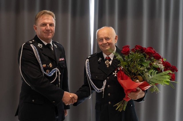 Funkcję Komendanta Miejsko-Gminnego Związku Ochotniczych Straży Pożarnych w Morawicy po raz kolejny objął Jerzy Rożkiewicz. Gratulował mu burmistrz Marian Buras.