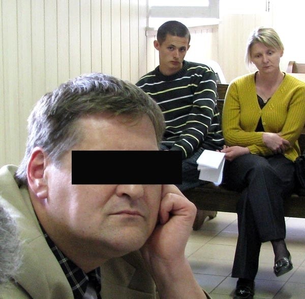 Przez cały proces oskarżony siedział do nas odwrócony plecami - mówi Agnieszka Jantosz (na zdjęciu). Obok niej starszy syn, Sylwek.