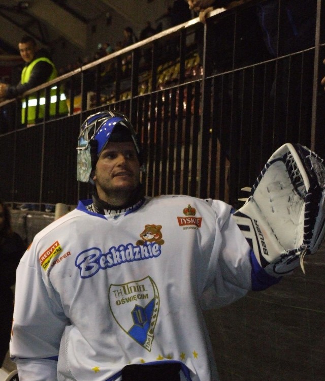 Czeski bramkarz Unii Michał Fikrt w dwóch meczach małopolskiego ćwierćfinału hokejowego rozegranych w Oświęcimiu miał swoje wielkie chwile.
