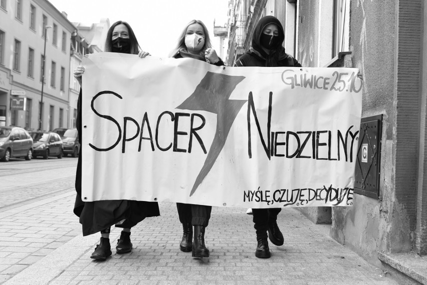 Protest kobiet w Gliwicach. Niezwykłe zdjęcia Andrzeja...
