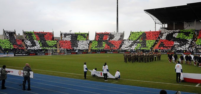 [nowe zdjęcia] Lech Poznań - Legia Warszawa. Mecz i demolka