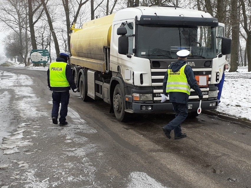 Przeładowane pojazdy na drodze krajowej - ITD w regionie miała co robić [zdjęcia]