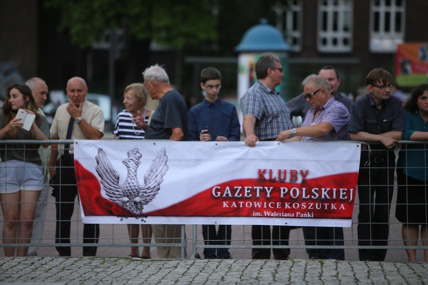 Prezydent oddał hołd bohaterom polskiego Śląska, Wojciechowi...