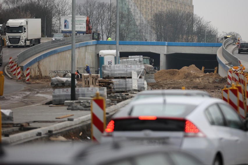 Kraków. Tunel na ul. Opolskiej wkrótce będzie przejezdny! Trwają prace wykończeniowe 23.03.23