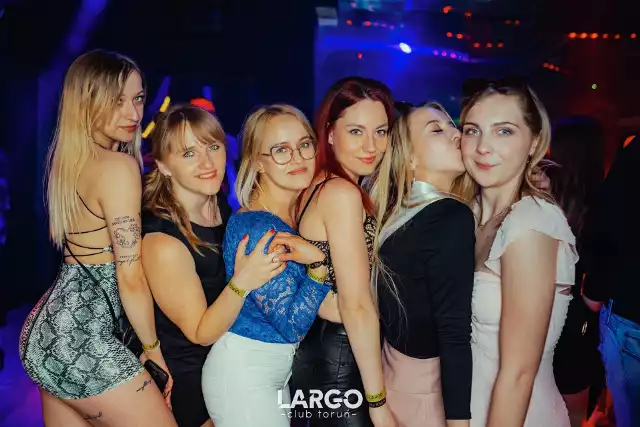 Tak się bawią torunianie nocą na starówce! Więcej zdjęć z imprez w Largo Club Toruń na kolejnych stronach. >>>>>
