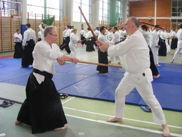 Zajęcia z mistrzem aikido mistrza Christianem Tissierem w  sucholeskiej hali sportowej zgromadziły 300 osób