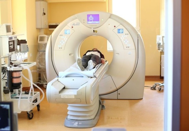 Tomograf komputerowy wielorzędowy firmy Toshiba z 80 rzędami detektorów już służy pacjentom Radomskiego Szpitala Specjalistycznego.