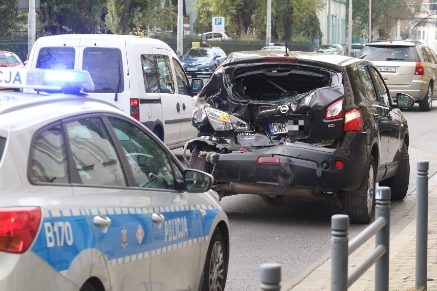 Wypadek tramwaju w centrum Wrocławia. Kobieta zawracała na torowisku