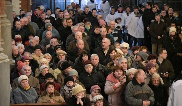 Triduum Paschalne w kościele katolickim. To najważniejsze dni w roku liturgicznym. W Wielki Czwartek zamilkną dzwony