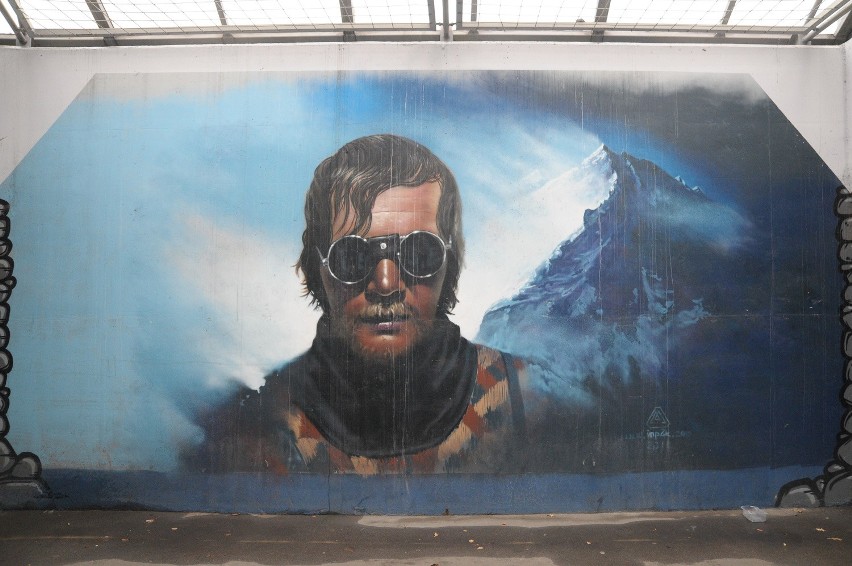 Mural Jerzego Kukuczki w Katowicach