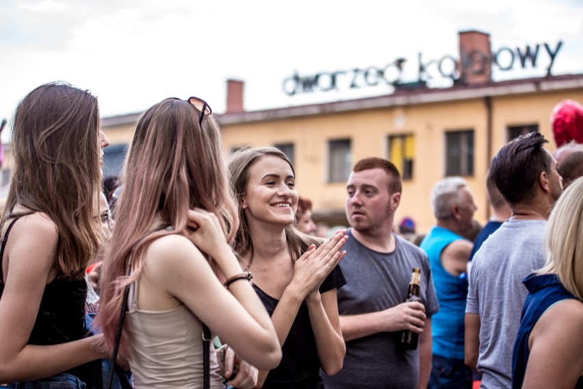 Ostrołęka. Festyn Dworcowy osiedla Stacja 2018: Zenek porwał publiczność! [ZDJĘCIA+WIDEO]