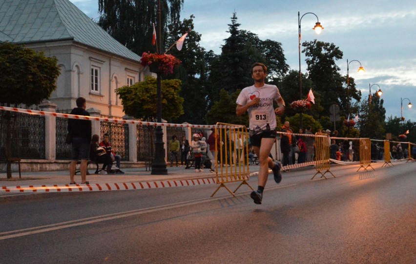 IV Nocny Piotrkowski Półmaraton Wielu Kultur