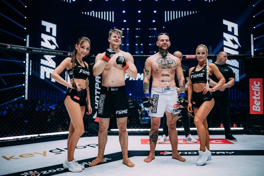 Ring girls podczas w Gliwicach podczas gali Fame MMA 11