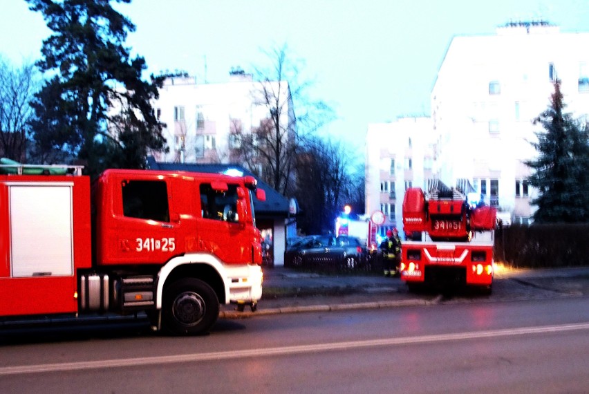 Nowy Sącz. Alarm pożarowy w bloku na osiedlu Barskie