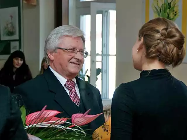Dziś miasto ogłosiło konkurs m.in. na dyrektora 1 LO w Rzeszowie. Na zdjęciu Ryszard Kisiel - wieloletni dyrektor szkoły.