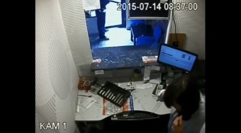 Częstochowa: Zatrzymany sprawca zuchwałego napadu na kantor [WIDEO]