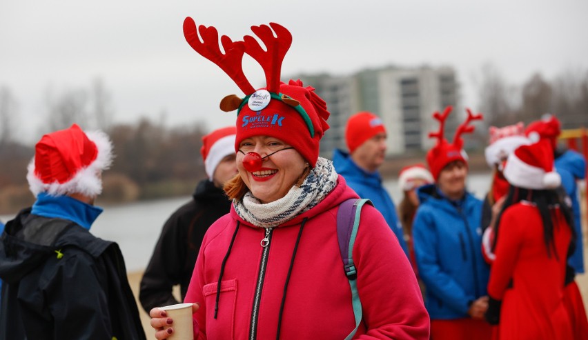 Mikołajkowe morsowanie Sopelków z Rzeszowa. Zobacz zdjęcia!