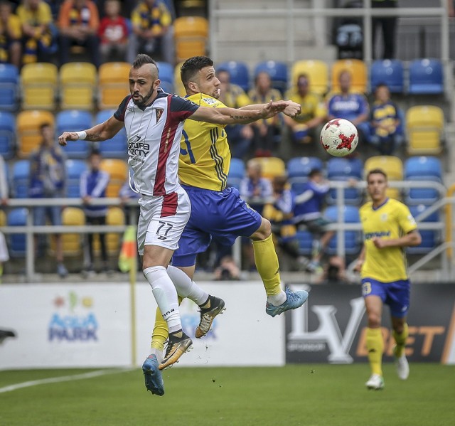 W sierpniu Pogoń wygrała z Arką w Gdyni 3:0.