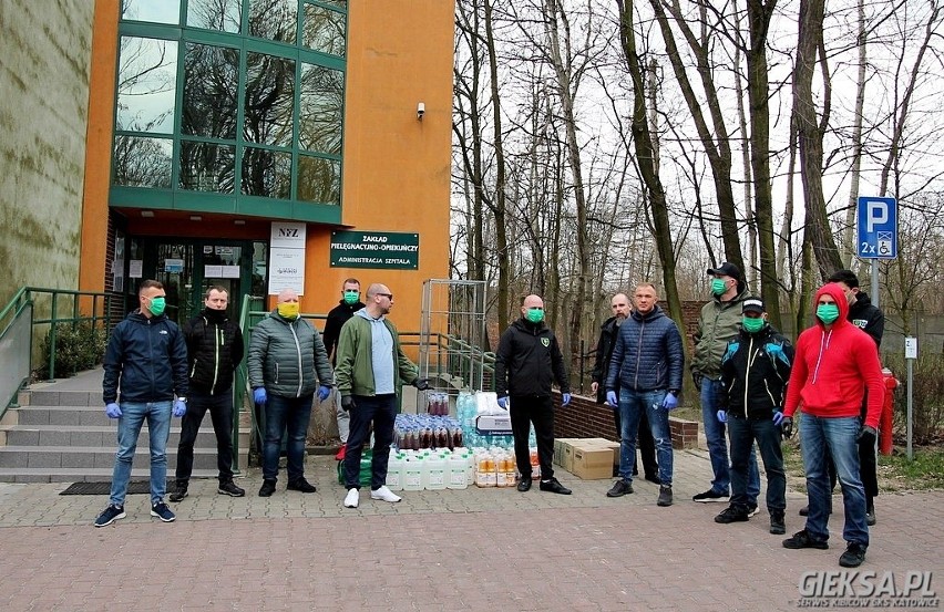 Kibice GKS Katowice pomagają katowickim szpitalom...