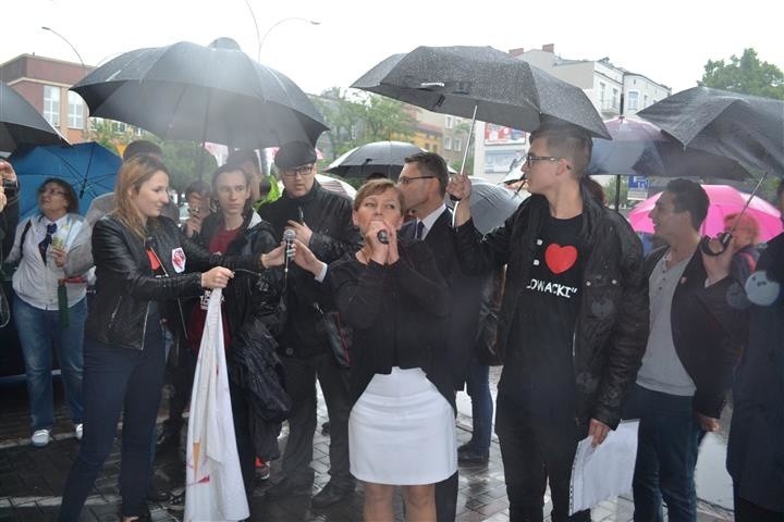 Częstochowa: Protest w obronie I Liceum Ogólnokształcącego...