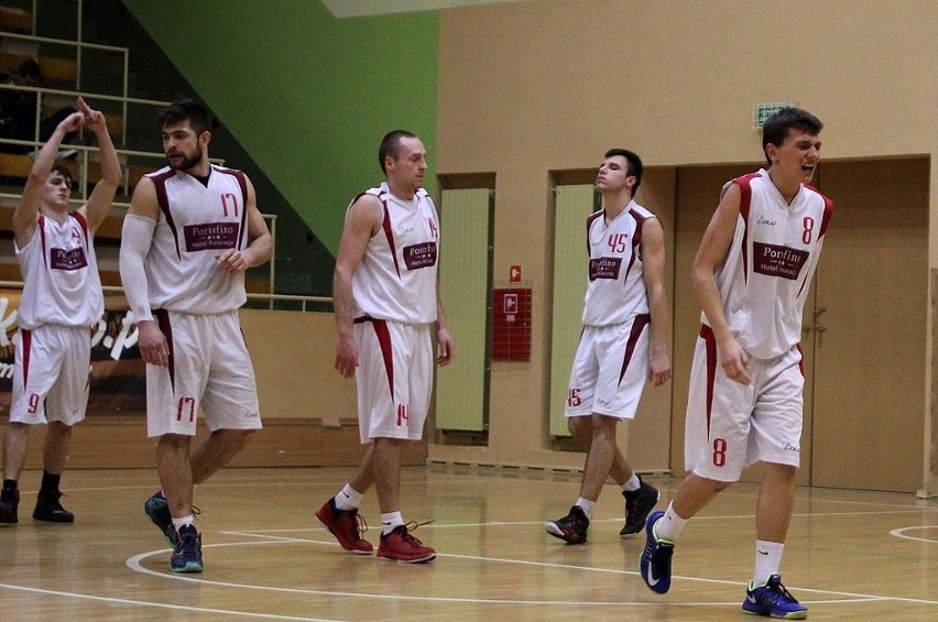 Mecz 3. ligi AKM Włocławek - Noteć 1938 Inowrocław 87:75