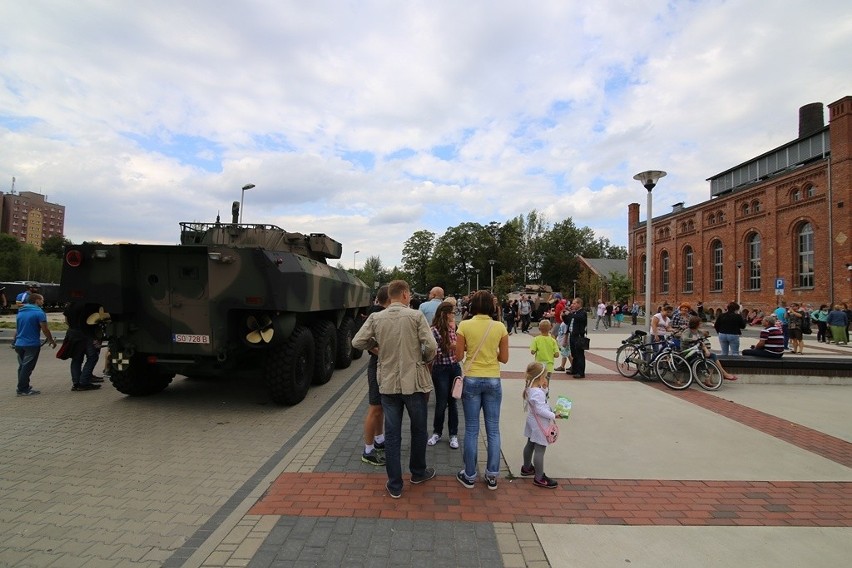 Siemianowice Śląskie:  Zaprezentowano nowe prototypy Rosomaków WIDEO+ZDJĘCIA