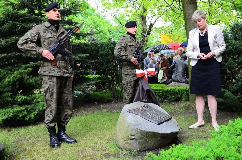 Poznań: Odsłonięto tablicę ku czci ostatnich przywódców Narodowych Sił Zbrojnych [ZDJĘCIA]