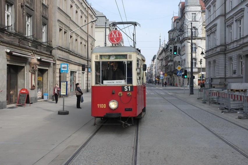 Wystawa na szynach, czyli wielkanocna edycja "Świątecznej jazdy z Muzeum Śląskim" [ZDJĘCIA]