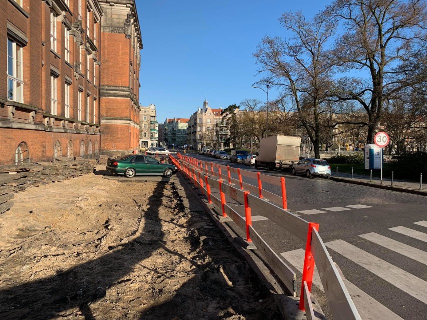 Szczecin. Nie zadzieraj z budowlańcami! Przekonał się o tym ten kierowca. Zobacz zdjęcia