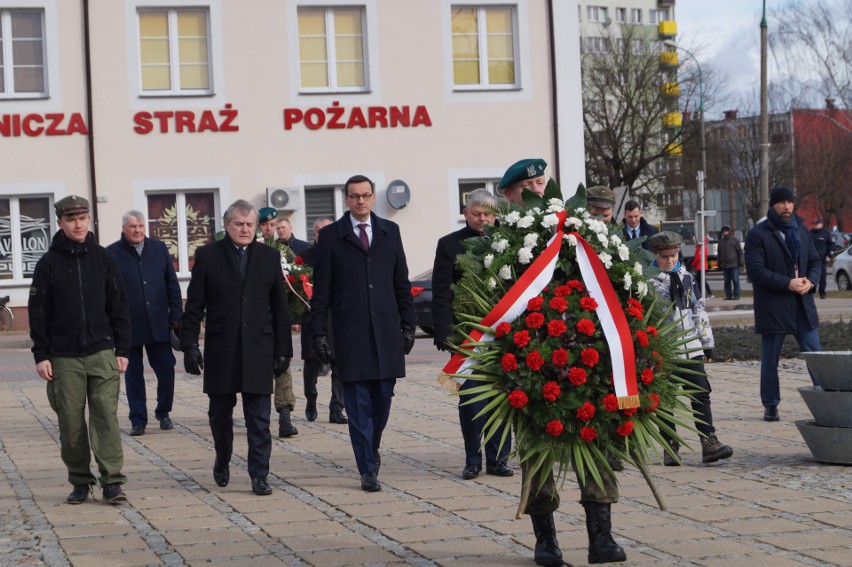 Premier Morawiecki z wizytą w Ostrołęce. Obchody Dnia Żołnierzy Wyklętych [ZDJĘCIA, WIDEO]