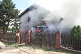 Pożar domu pod Wrocławiem. Trwa akcja gaśnicza