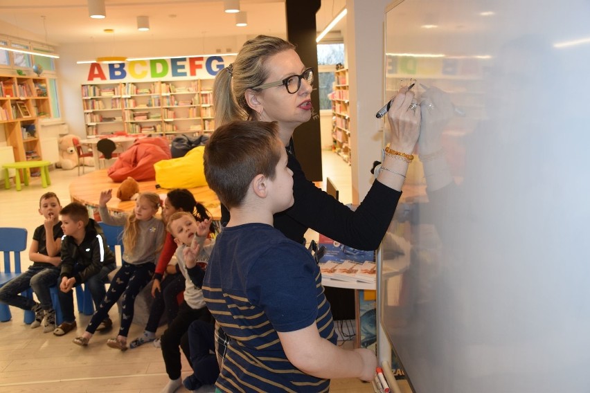 Ferie w radziejowskiej bibliotece - gry, zabawy, głośne czytanie oraz... zasady dobrego zachowania