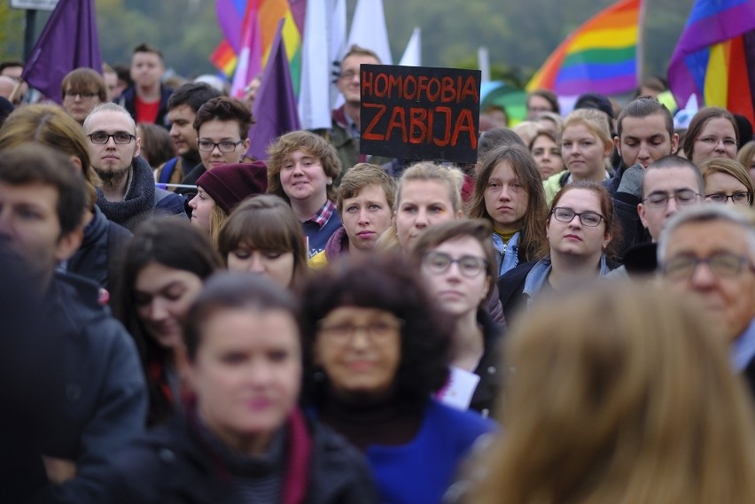 Na terenie toruńskiej starówki zaplanowano na dziś w summie...