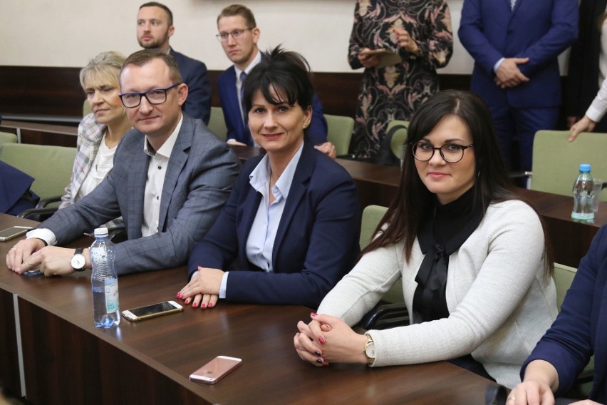 Pierwsza sesja Rady Miejskiej w Kielcach. Jaka koalicja? (OGLĄDAJ TRANSMISJĘ) 