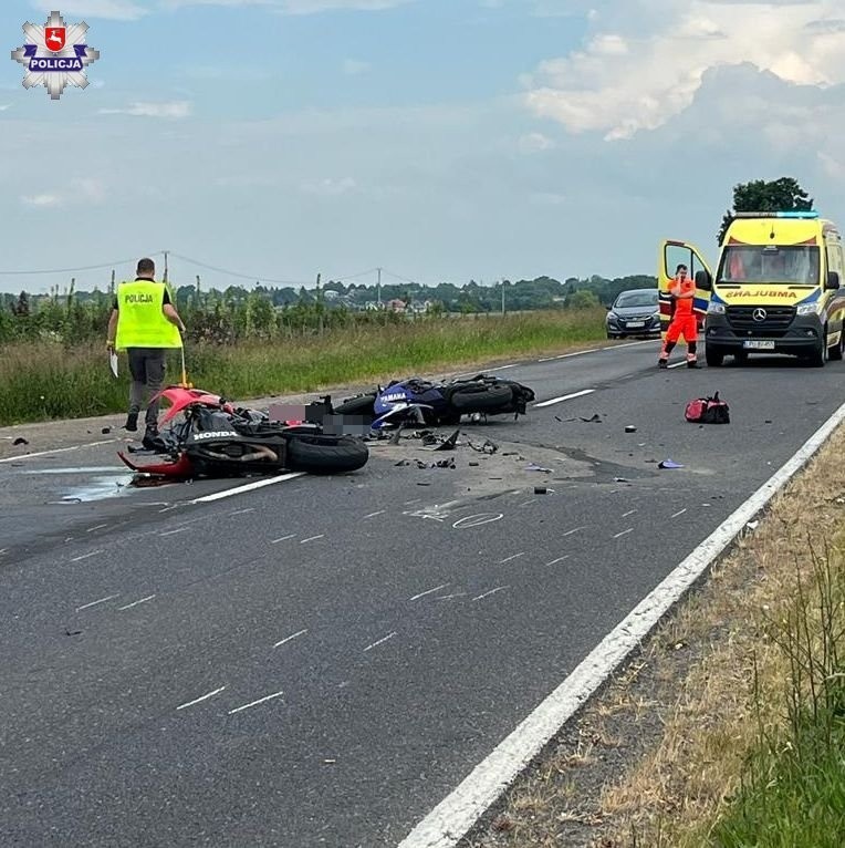 [AKTUALIZACJA] Śmiertelny wypadek w Kurowie. Nie żyje dwoje motocyklistów. Droga została odblokowana