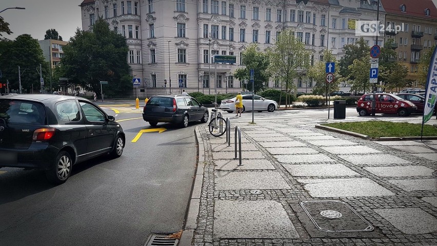 Samo poruszanie się po tarczy ronda na placu Grunwaldzkim...