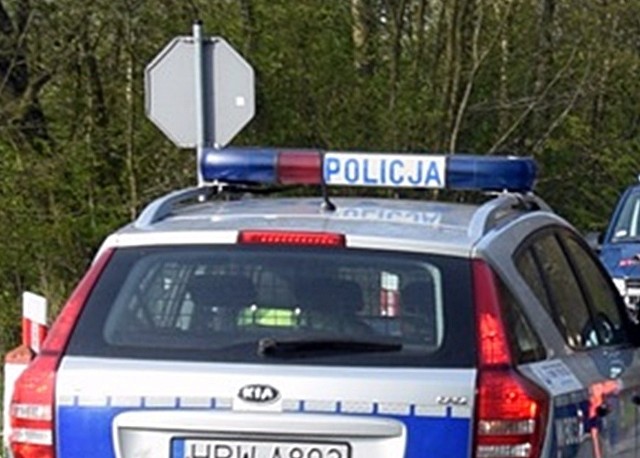 Policja zorganizowała objazdy przez Ulikowo i Marianowo.