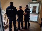 Policja schwytała poszukiwanego od miesiąca mieszkańca gminy Ćmielów. Trafił za kraty